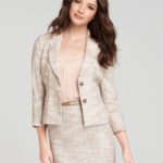 womaninsuit
